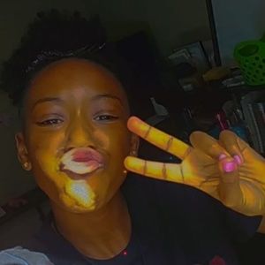 Meet your Posher, Aneya